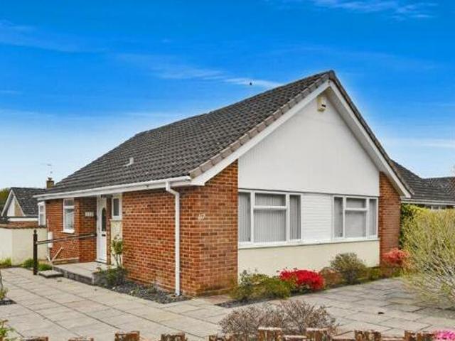 House for sale in Tricketts Cross, Ferndown