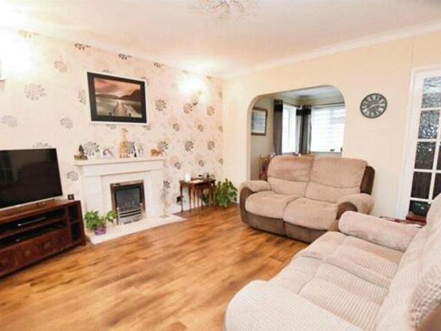 House for sale in Frinton and Walton, Dale Hill