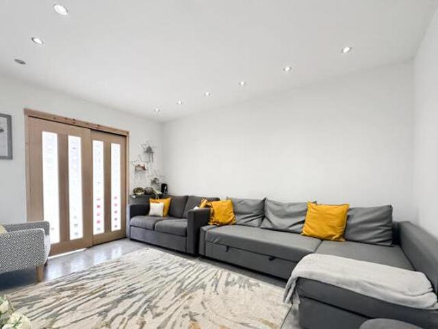 House for sale in Brompton, Gillingham
