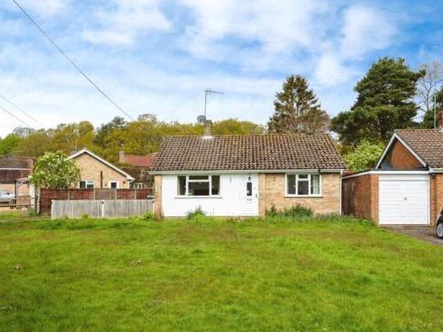 House for sale in Fole, Surrey