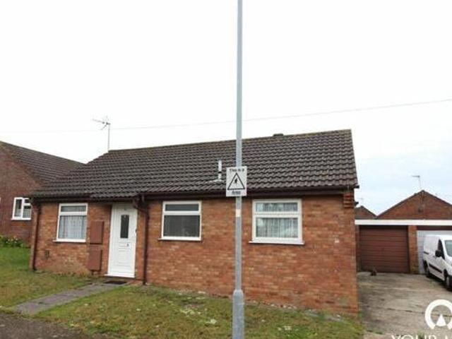 House for sale in Hopton-on-Sea, Stokesby