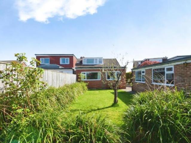 Bungalow for sale in York and North Yorkshire, England