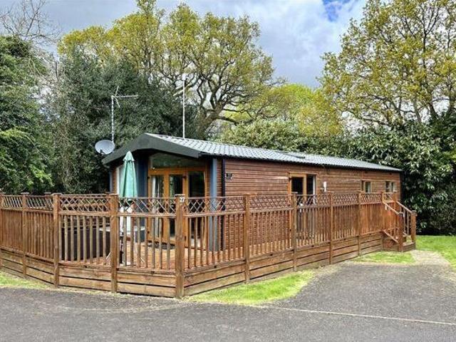 House for sale in Westborough, Surrey