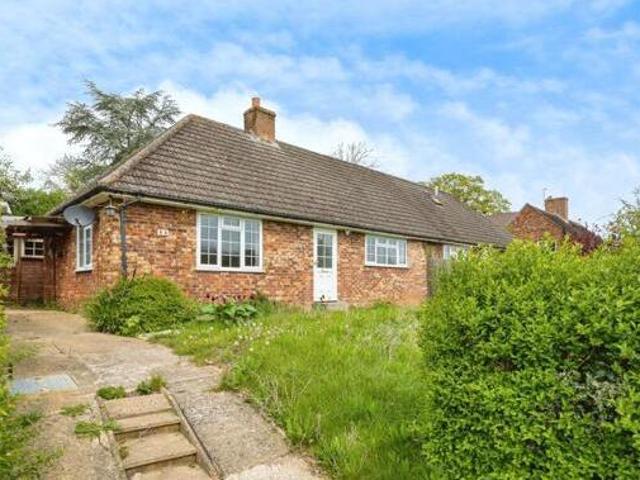 House for sale in Onslow Village, Guildford