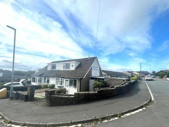 House for sale in Halifax, West Yorkshire