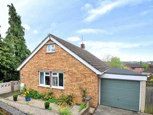 House for sale in Chipping Hill, Essex