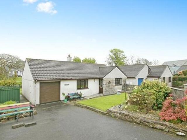House for sale in Helston, Cornwall