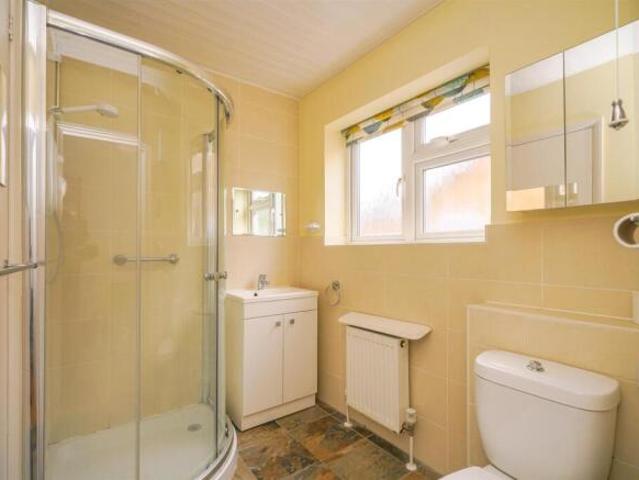 Bungalow for sale in Batchworth, Hertfordshire