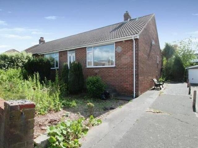 House for sale in Huddersfield, West Yorkshire