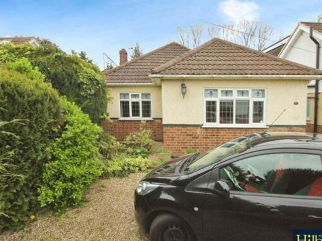 House for sale in Ingatestone and Fryerning, Navestock Side