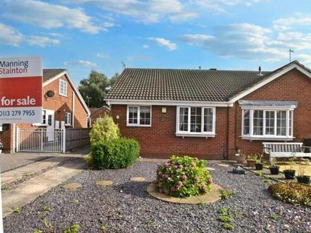 House for sale in Pudsey, West Yorkshire