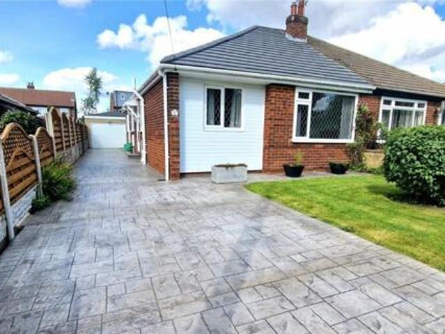 House for sale in Middleton, West Yorkshire