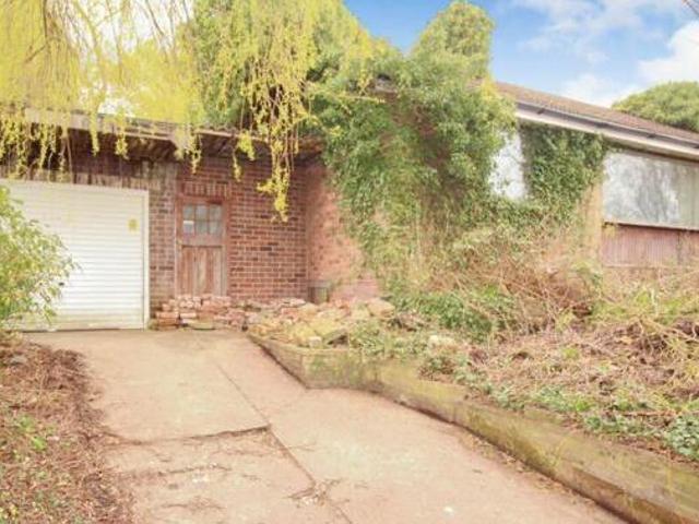 House for sale in Whitkirk, Colton