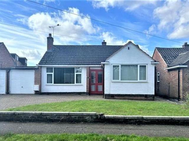 House for sale in Green Close, Warwickshire