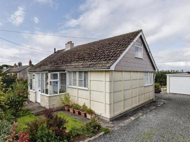 House for sale in Lamellion, Cornwall