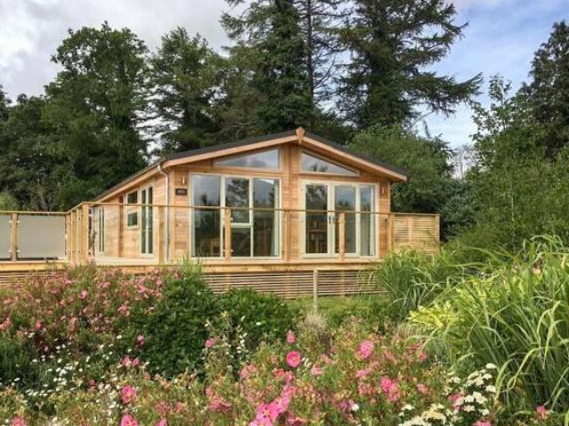 House for sale in Lamellion, Cornwall