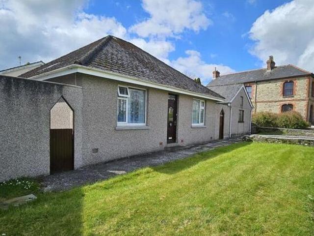 House for sale in Lamellion, Cornwall