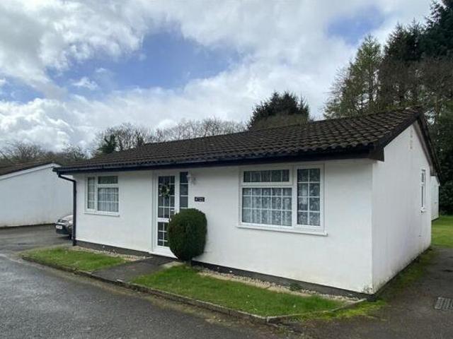 House for sale in Lamellion, Cornwall