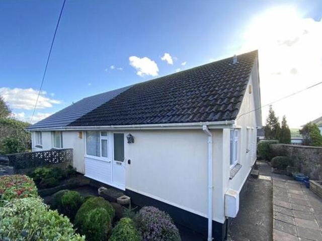 House for sale in Lamellion, Cornwall