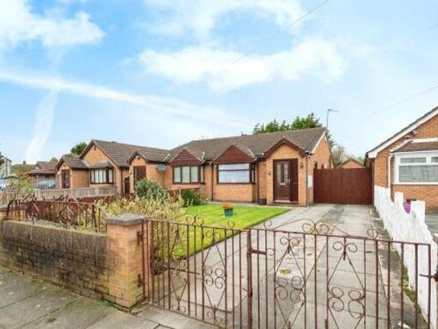 House for sale in Calderstones