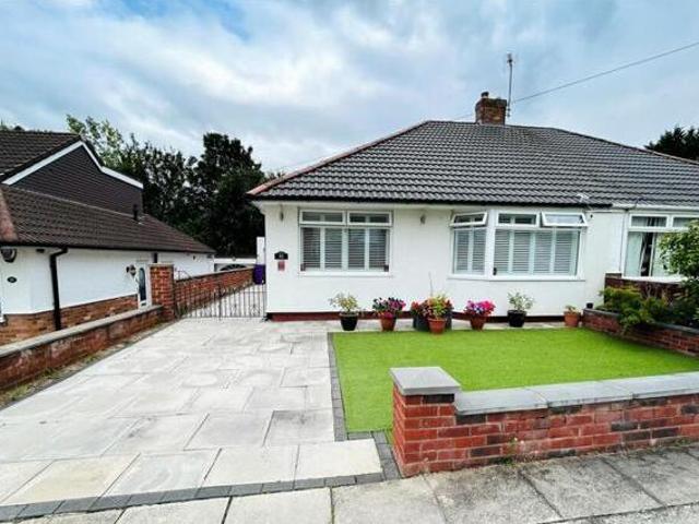 House for sale in Calderstones