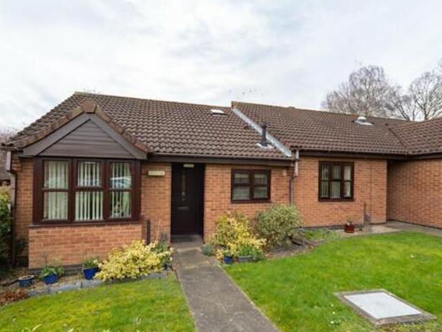 House for sale in Elmfield, Leicestershire