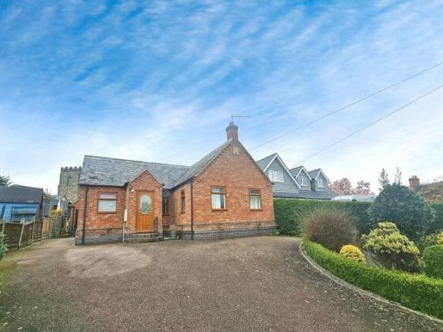 House for sale in Elmfield, Leicestershire