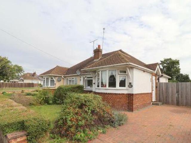 House for sale in Luton