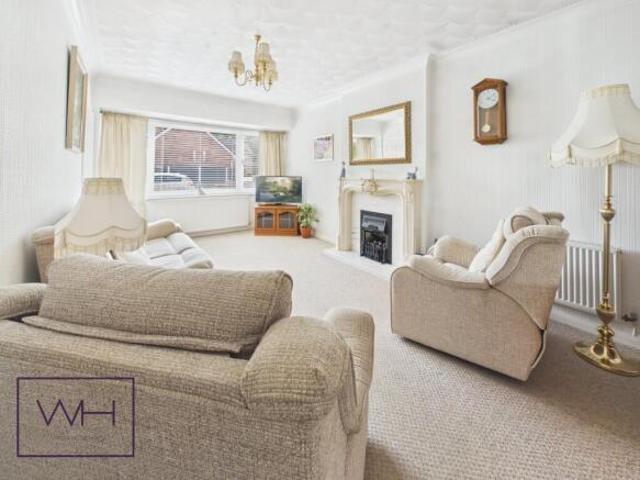 Bungalow for sale in Forthampton, Worcestershire