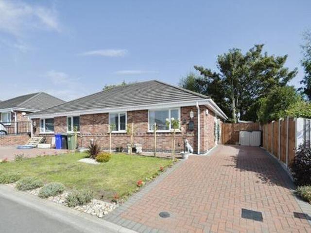 House for sale in Potters Corner, East Midlands