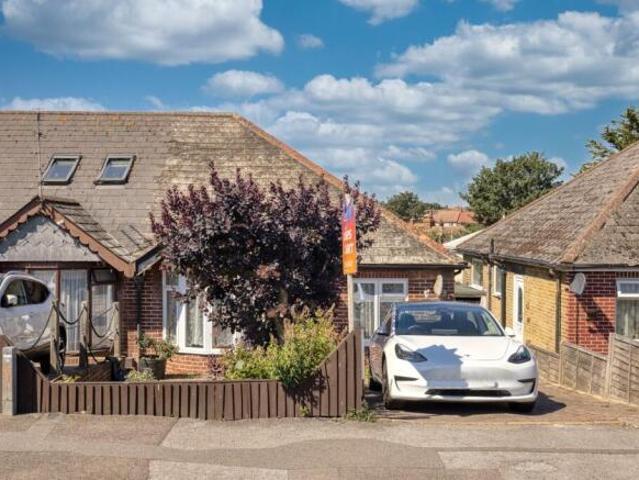 Bungalow for sale in Westwood, Acol