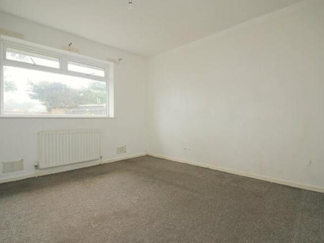 Bungalow for sale in Low Moor, West Yorkshire
