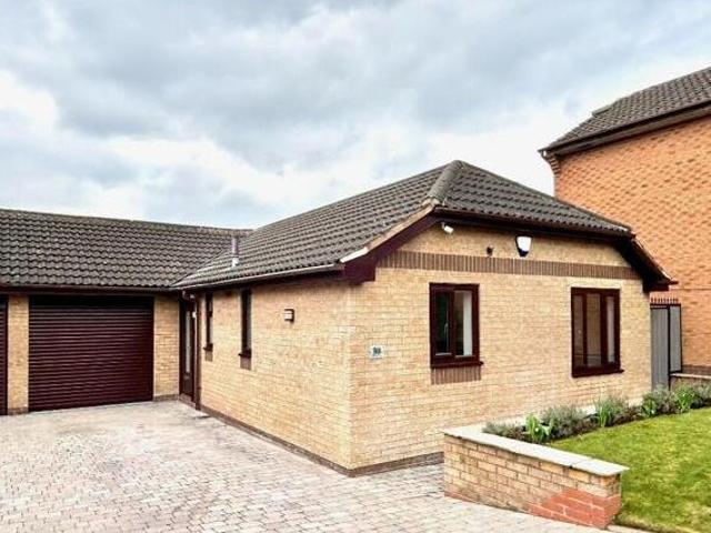 House for sale in Froggatt, East Midlands