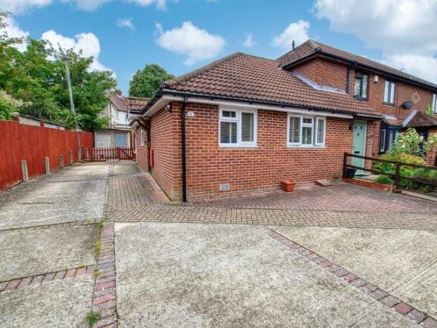 Bungalow for sale in Sholing, City Of Southampton