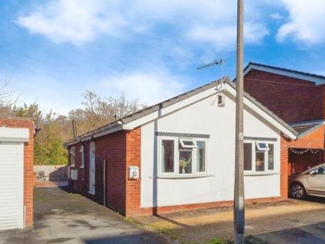 House for sale in Mold