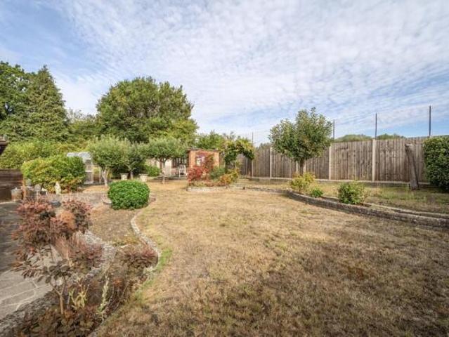 Bungalow for sale
