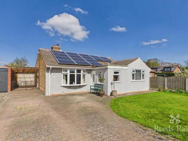 Bungalow for sale in High Field, York
