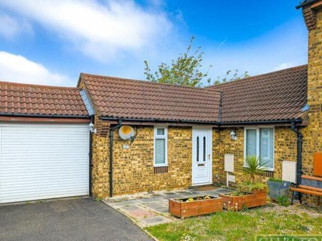 House for sale in Northampton, Northamptonshire
