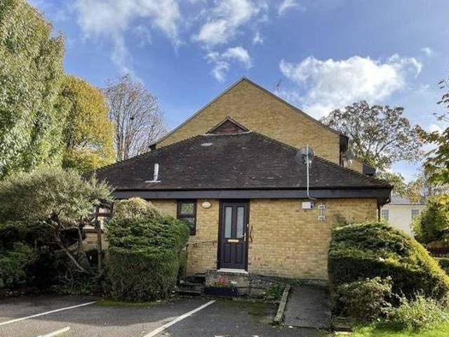 House for rent in Lyons, Greater London