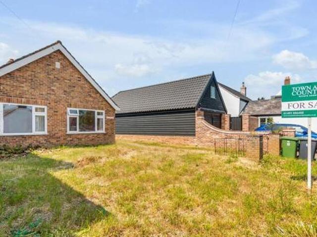 House for sale in Lyons, Greater London