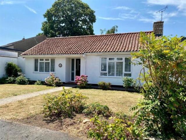 Bungalow for sale in Feckenham, City Of Bristol