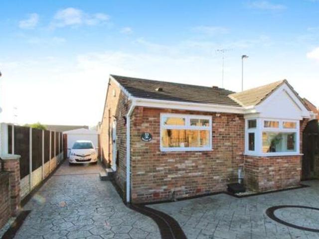 House for sale in Catcliffe, South Yorkshire
