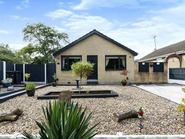 House for sale in Kimberworth, South Yorkshire