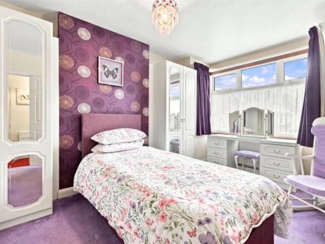 Bungalow for sale in Alton Barnes