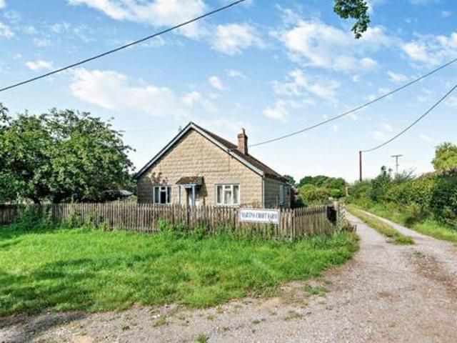 House for sale in Barton Stacey, Hampshire