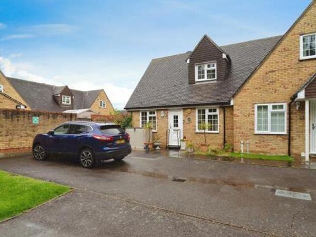 House for sale in Alton Barnes