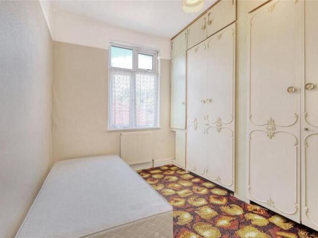 Bungalow for sale in Alton Barnes