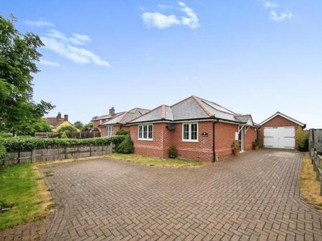 House for sale in Chelmondiston, Suffolk