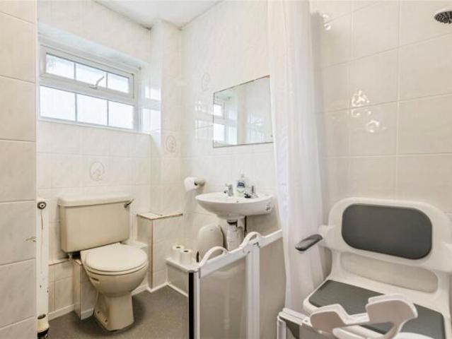 Bungalow for sale in Follaton, Strode