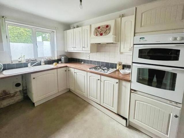 Bungalow for sale in Basingstoke, Basingstoke and Deane